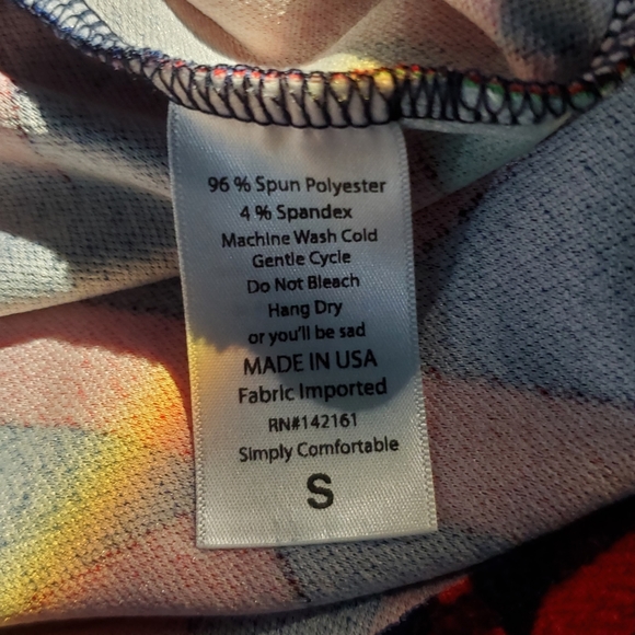 Festive Lularoe Cassie Skirt Small Red Green navy NWT - Picture 12 of 14